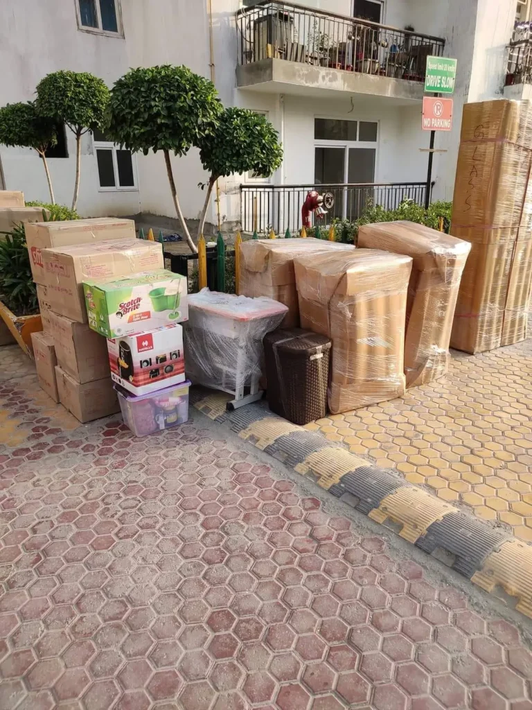 Special packing for fragile glass and crockery items in Madurai