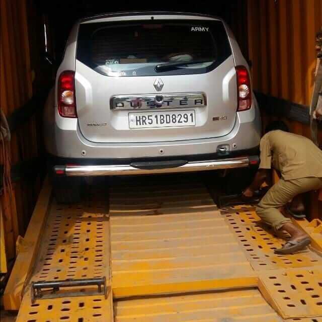 Wardrobe packing service by professionals in Madurai